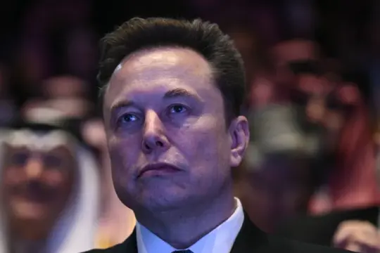 SpaceX上市首日市值达2.1万亿美元 马斯克身家据称升至1.1万亿美元
