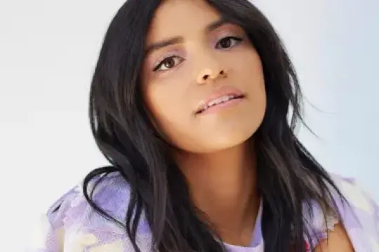 Zero Gravity Management 签约《Gentefied》女星卡丽·马丁·拉克尼