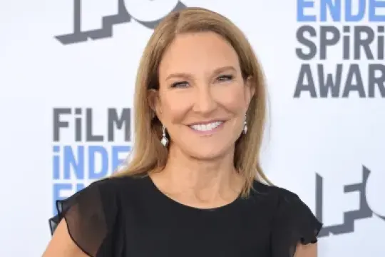 Untitled 正在洽谈收购 Emily Gerson Saines 的 Brookside 艺人管理公司