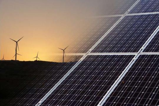 研究人员剖析风能与太阳能并网难题