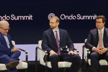 特朗普顾问称白宫不会接受针对总统的加密立法条款