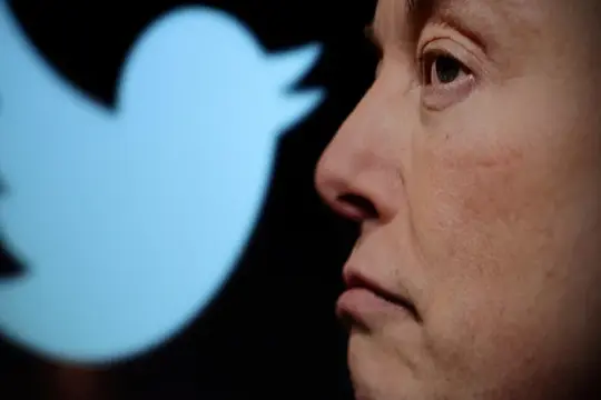 马斯克旗下X下调诱饵内容与新闻搬运账号分成，称将倾斜原创创作者