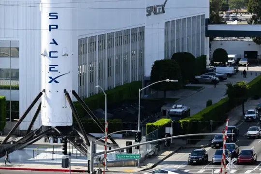 SpaceX拟以1.78万亿美元估值登陆美股，或创史上最大IPO规模