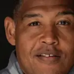 《罪人》演员奥马尔·本森·米勒签约独立艺术家集团