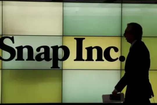 Snap裁员16%的全职员工；CEO埃文·斯皮格尔称人工智能带来“新的工作方式”