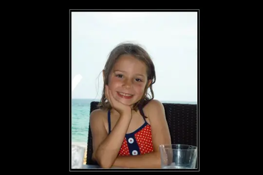 莫莉·拉塞尔父亲称全面禁用社交媒体难解儿童安全问题，呼吁强化《网络安全法》执行