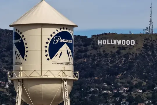 派拉蒙Skydance上调对华纳兄弟探索收购报价，董事会称正评估修订提案