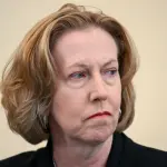 英国石油新任CEO拟恢复上游与下游双业务架构，调整此前低碳重组布局